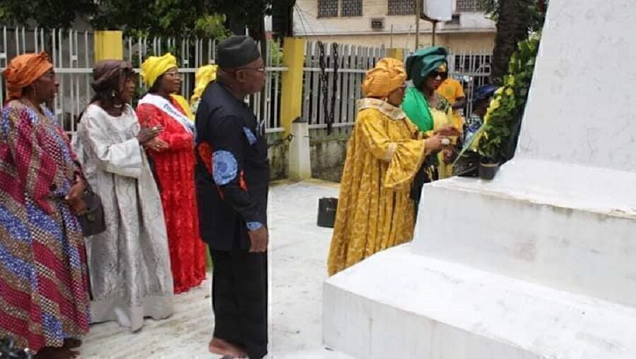 Grâce Decca rend hommage aux martyrs Douala Manga Bell et Ngosso Din