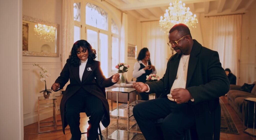 Hervé Muthe et Choisie Basolua enflamment le gospel congolais avec « Amour Divin »