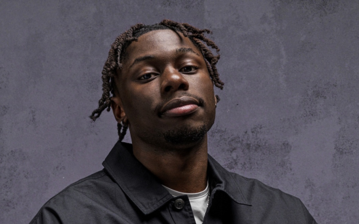 Tiakola victime de harcèlement lors de la Fashion Week de Paris