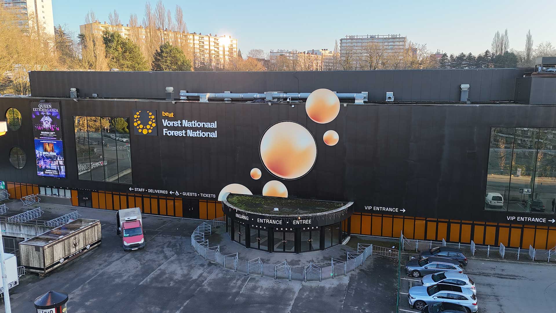 Forest National se prépare : Werrason en repérage à Bruxelles avant son concert événement du 4 juillet !