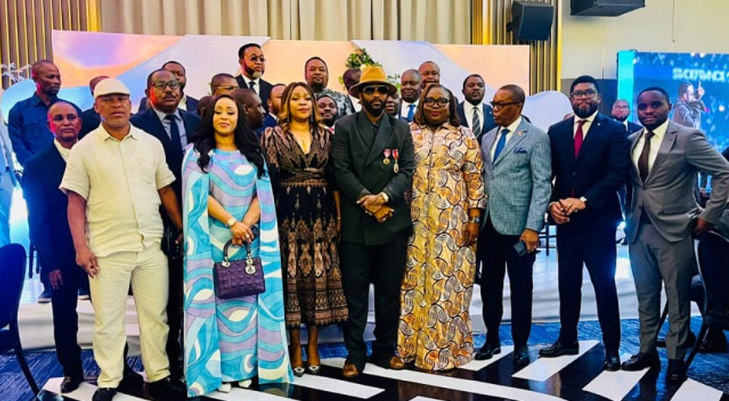 Fally Ipupa, chevalier des Léopards et roi du Stade de France : une fierté nationale célébrée en grandes pompes à Kinshasa