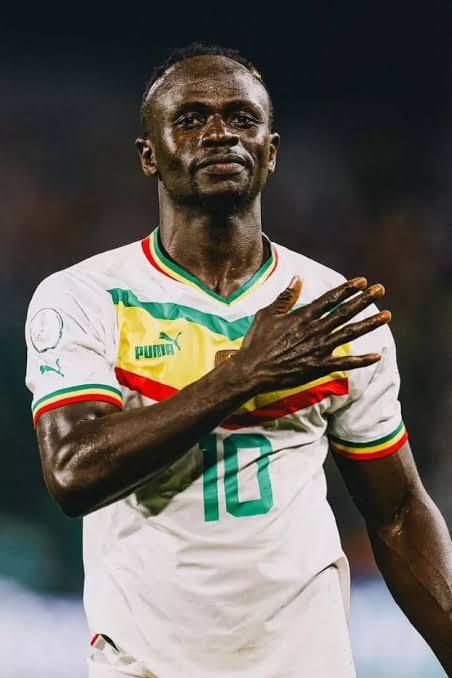 Sadio Mané tourne la page : la légende des Lions de la Teranga annonce sa retraite internationale