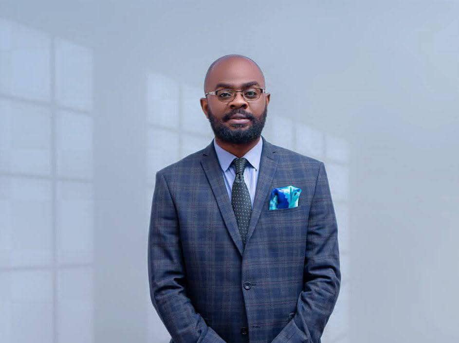 Après le Stade de France, Manix Iyenda annonce la fin de son soutien à Fally Ipupa