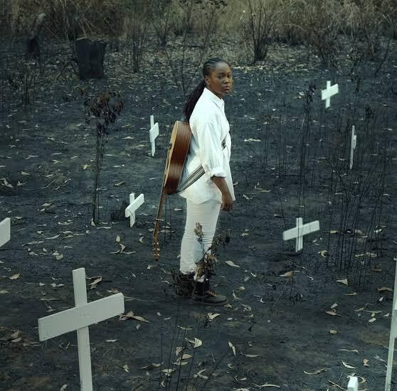 Céline Banza annonce « Nous vivrons », un titre poignant dédié aux victimes de l’Est de la RDC